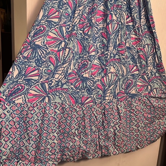 Lilly Pulitzer Girl’s Blue and Pink Patterned Maxi Dress. Size M (7/8) - Picture 4 of 8